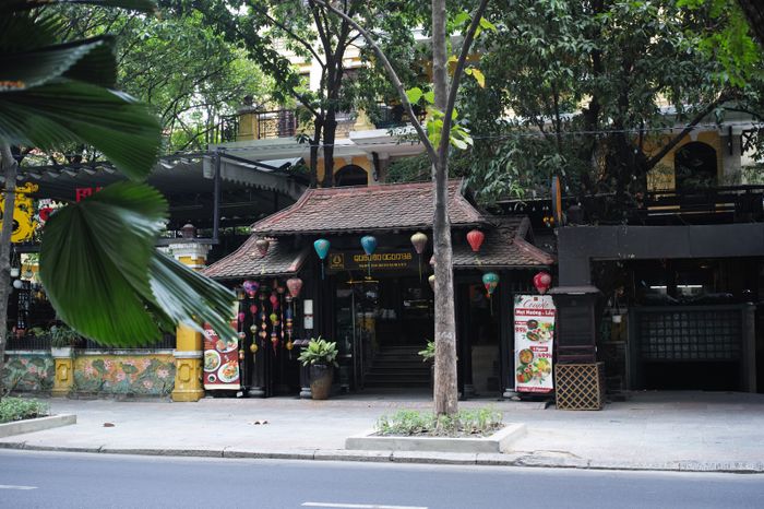 quán ăn ở nam kỳ khởi nghĩa - Hình 4