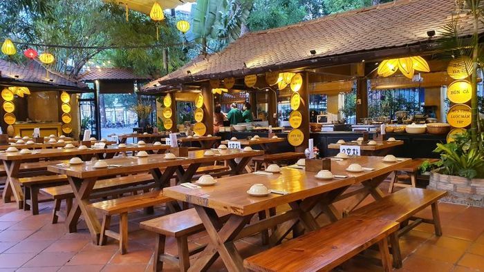 quán ăn ở phan bội châu hà nội - Hình 2