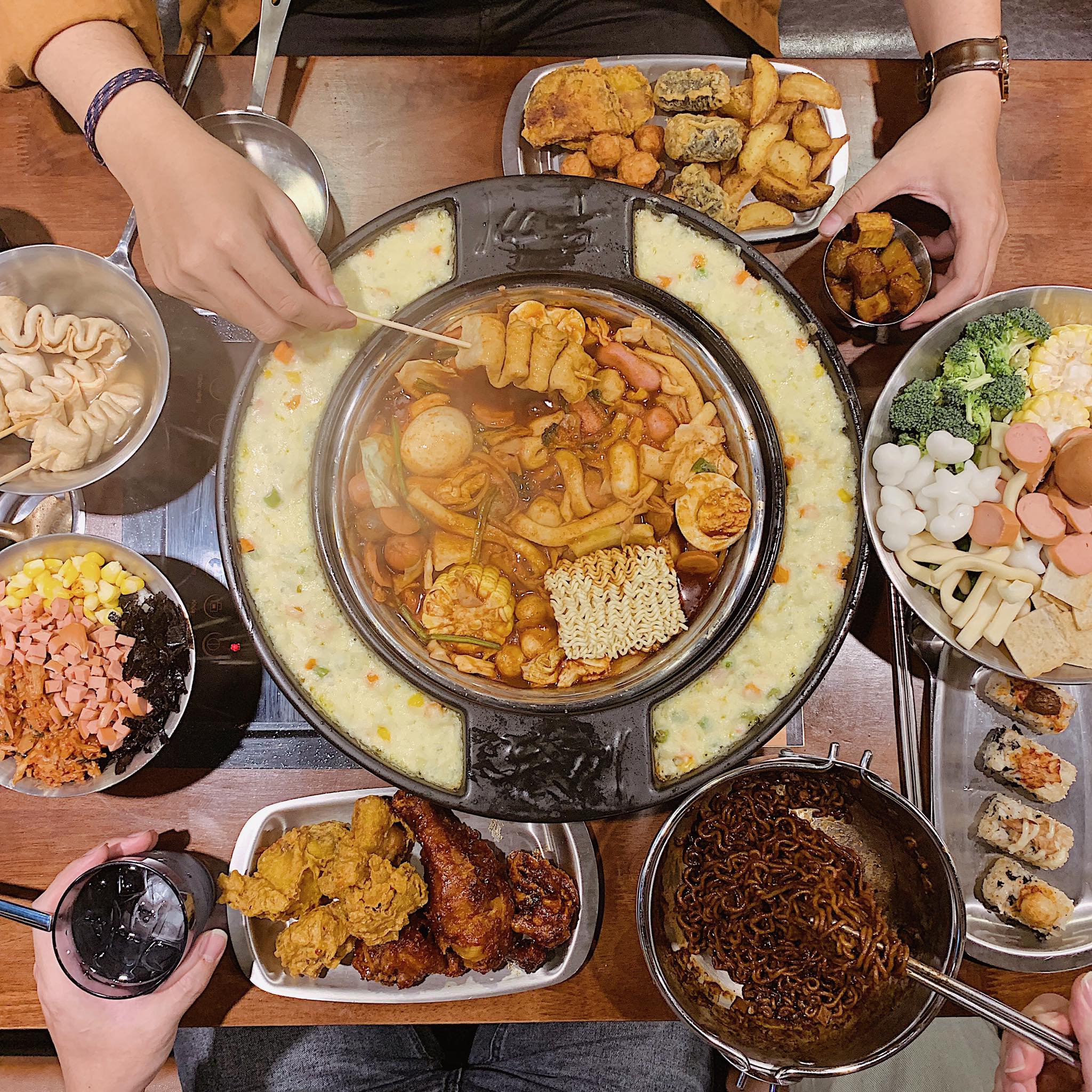 quán ăn vincom trần duy hưng - Hình 4