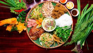 quán đồ ăn quảng ở mỗ lao