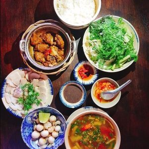 quán đồ ăn tiềm ở pleiku