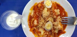 quán đồ ăn vặt mẹ ong tô hiệu