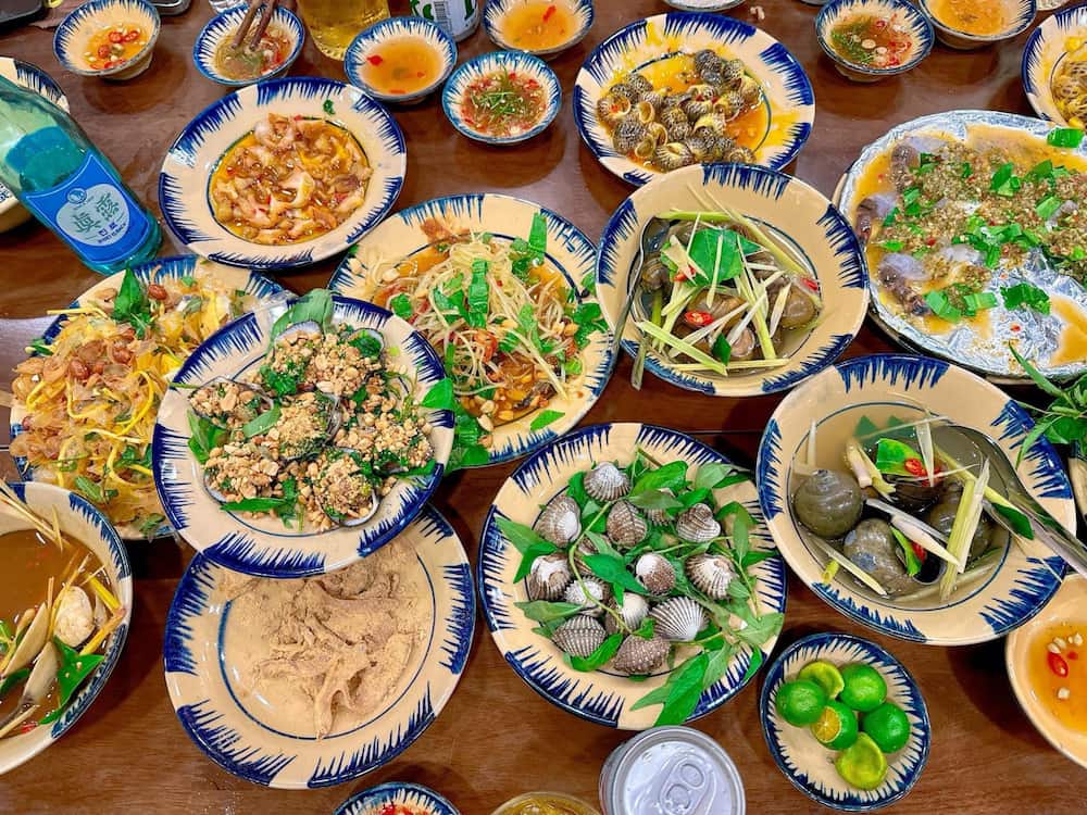 quán ốc nên ăn ở quận 1 - Hình 2