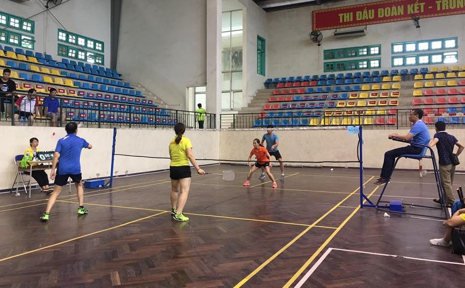 sân cầu lông cao đẳng du lịch nha trang - Hình 5