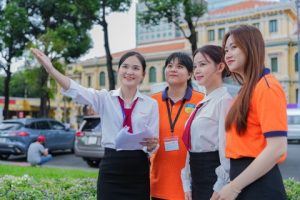 sinh viên du lịch