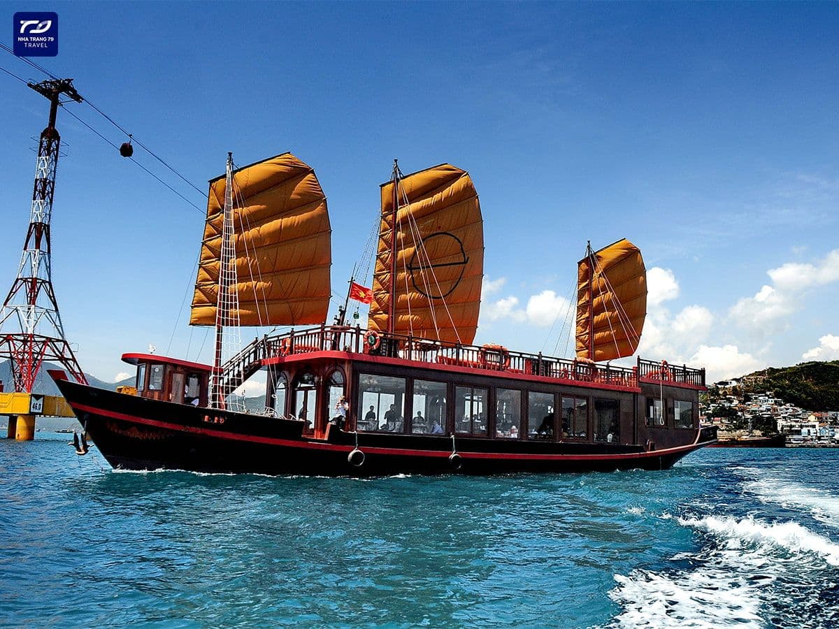 tàu du lịch nha trang - Hình 2