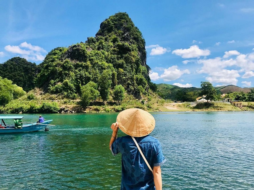 tết nên đi du lịch ở đâu miền trung - Hình 2
