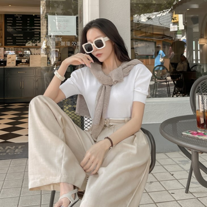 thời trang du lịch nữ tuổi 40 - Hình 3