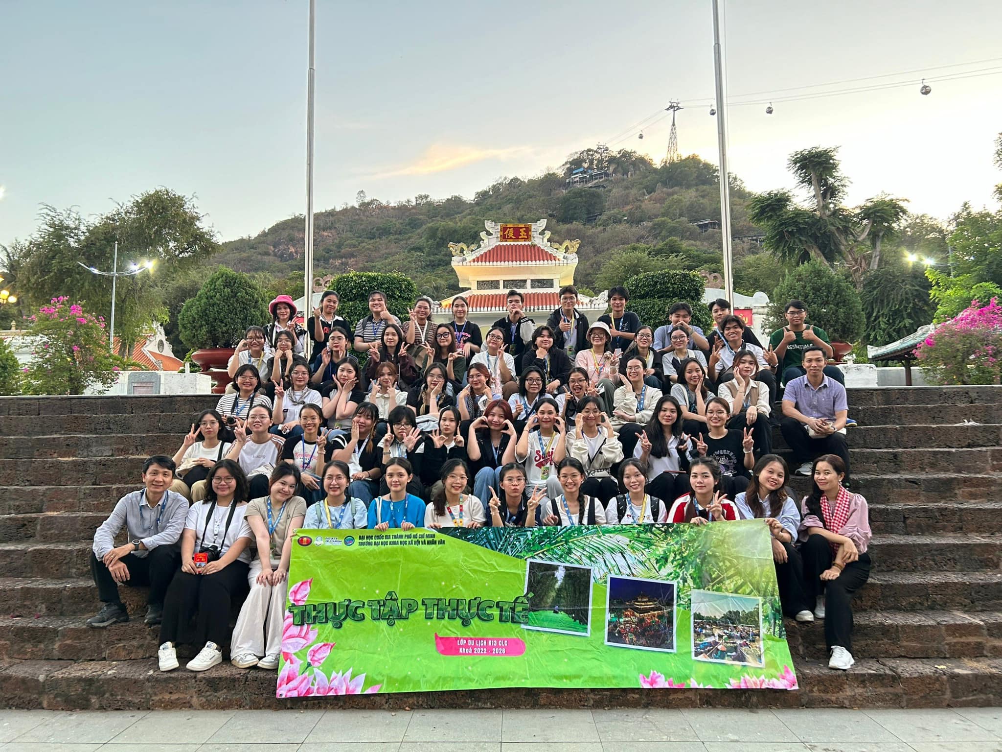 thực tập sinh du lịch tphcm - Hình 1