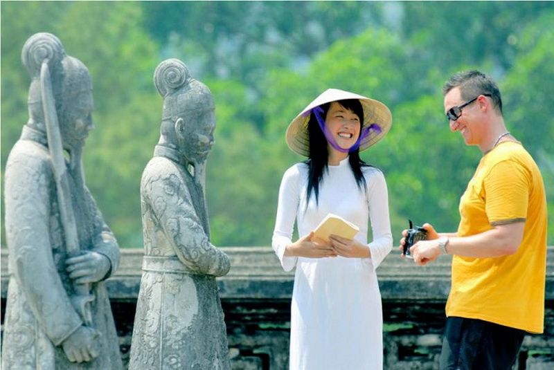 thuê hướng dẫn viên du lịch - Hình 4