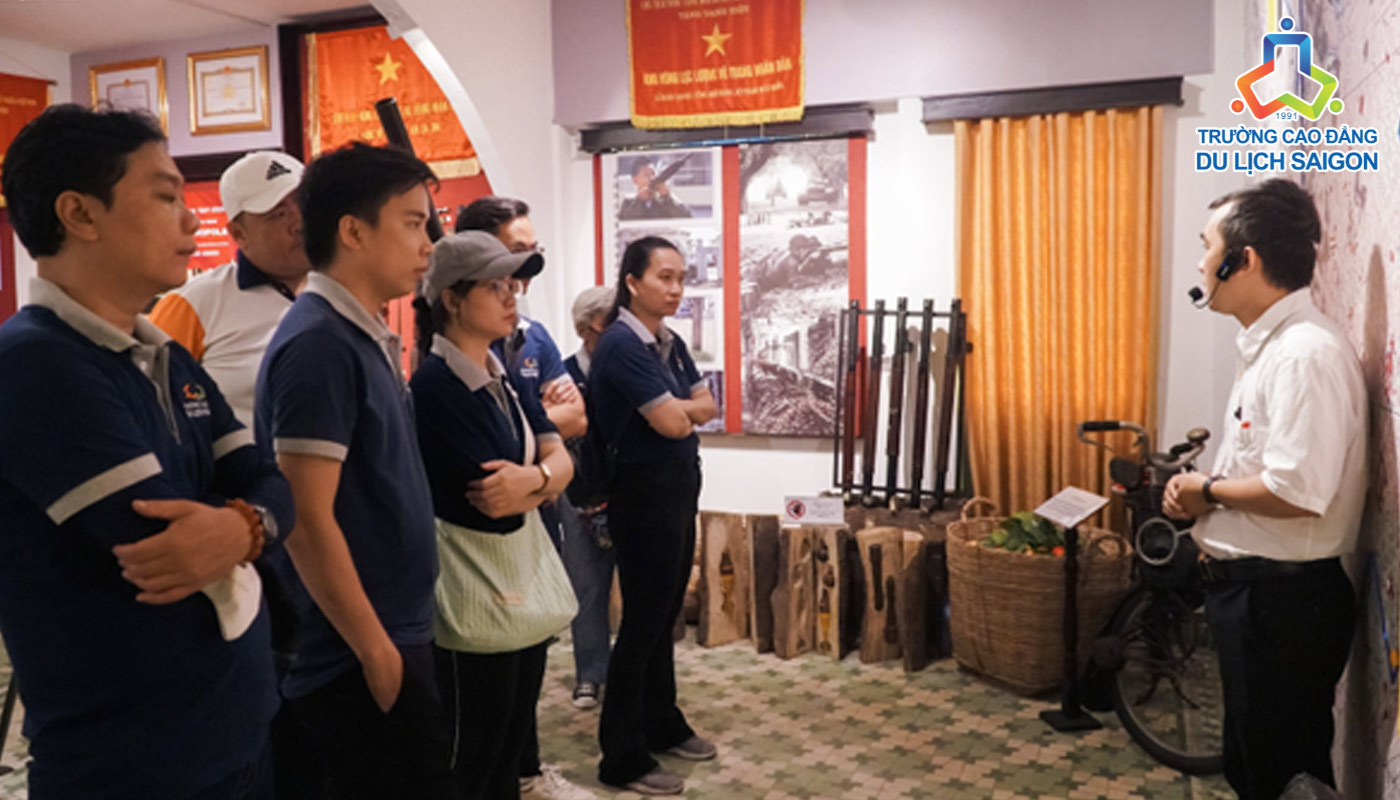 tìm việc hướng dẫn viên du lịch - Hình 1