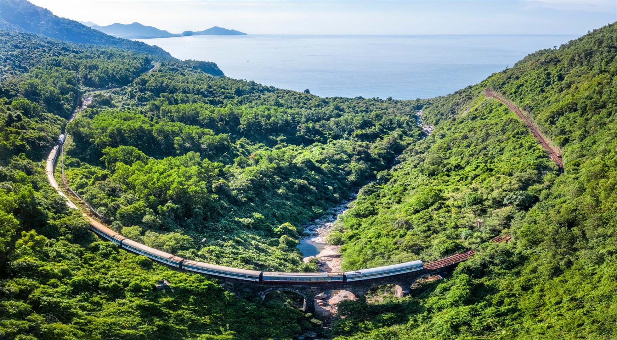 tour du lịch đà nẵng bằng tàu hỏa - Hình 3