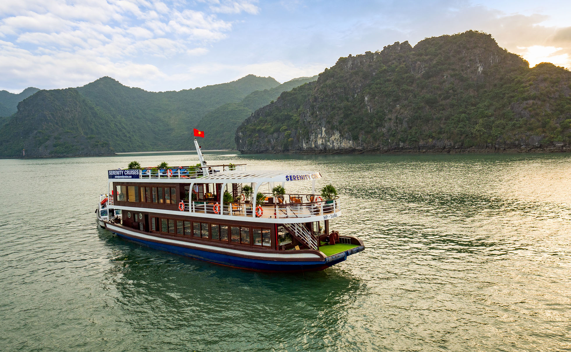 tour du lịch hạ long 1 ngày - Hình 2