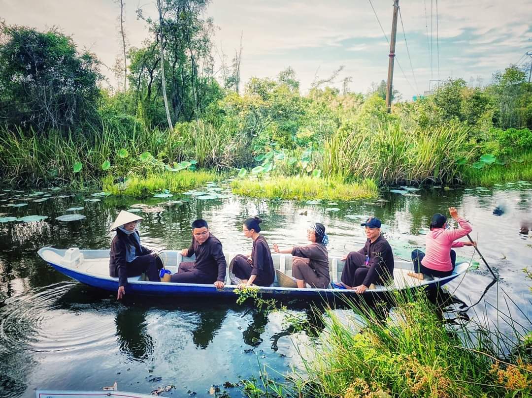 tour du lịch làng nổi tân lập 1 ngày - Hình 4