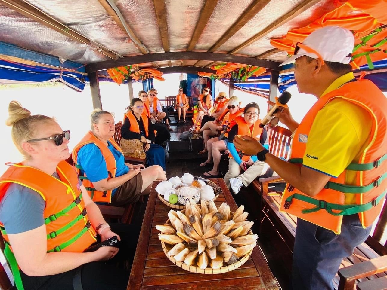 tour du lịch miền tây cuối tuần - Hình 1