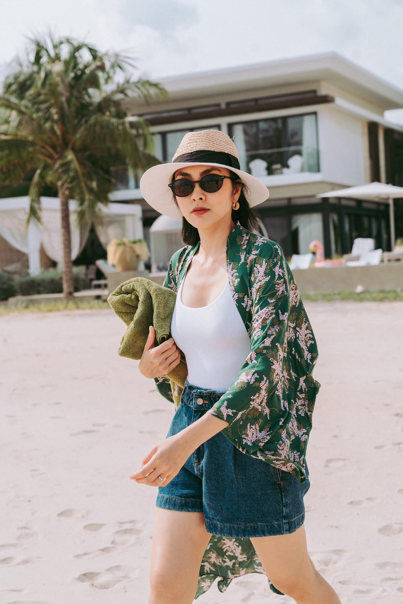 trang phục đi du lịch biển - Hình 5