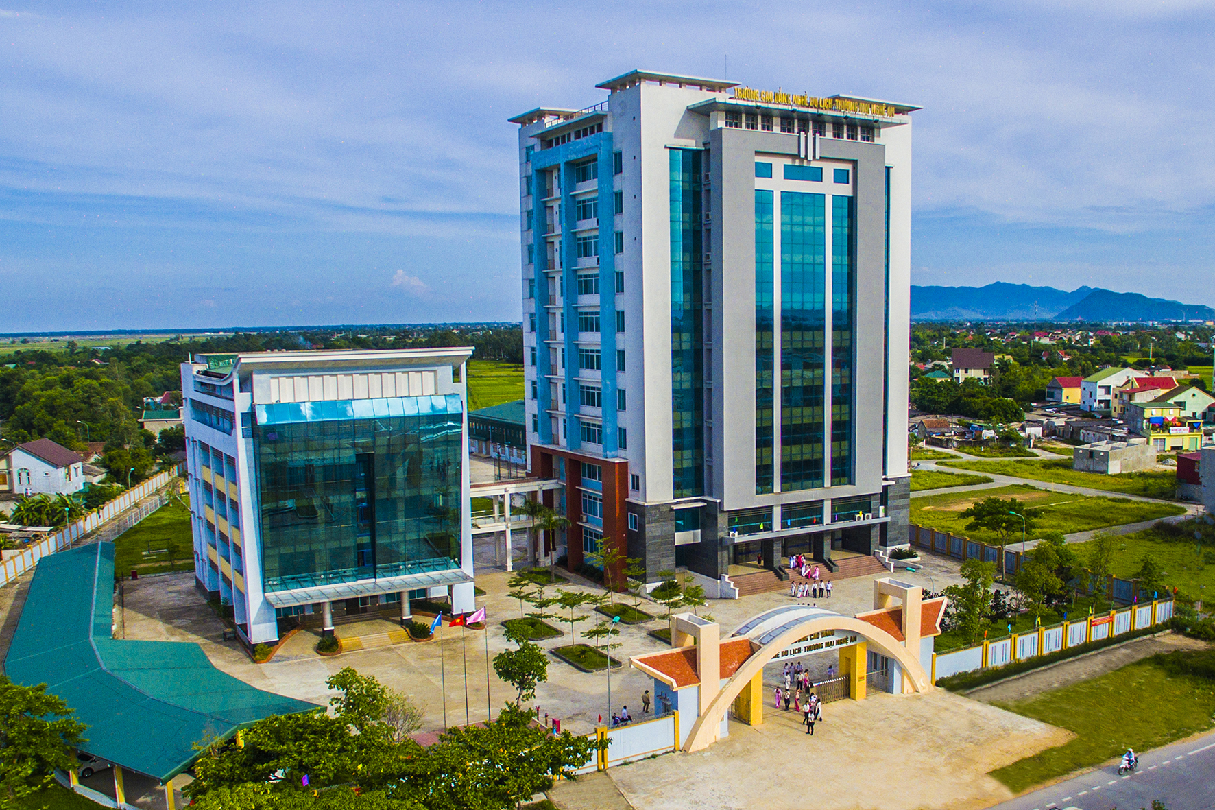 trường cao đẳng du lịch thương mại nghệ an - Hình 3