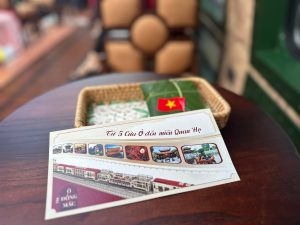 vé tàu du lịch
