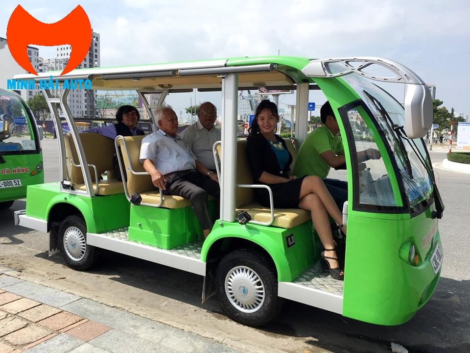 xe chở khách du lịch - Hình 4