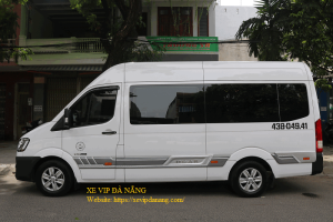 xe du lịch 12 chỗ