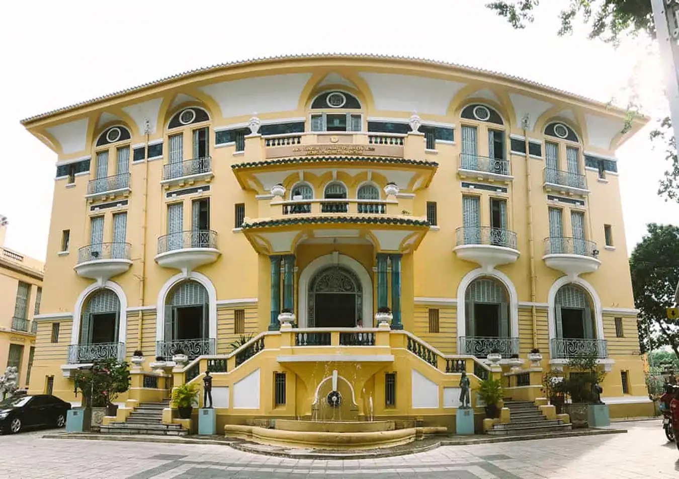 Bảo tàng Mỹ thuật TP.HCM - Hình 1