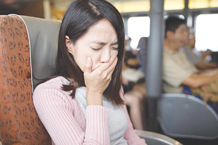 Bị say xe khi đi du lịch phải làm sao - Hình 1