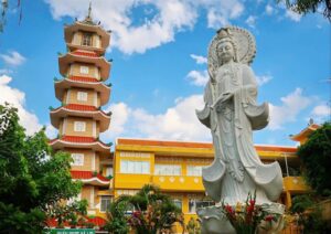 Các chùa cầu tài lộc ở TP.HCM