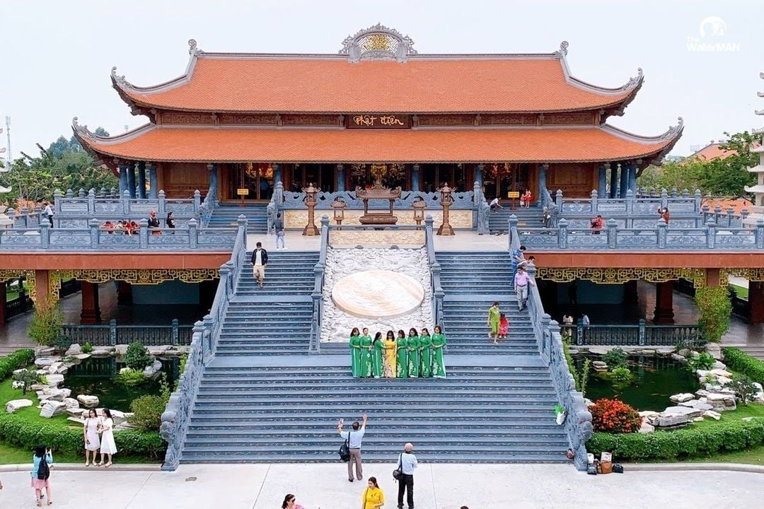 Các chùa linh thiêng ở Sài Gòn - Hình 5