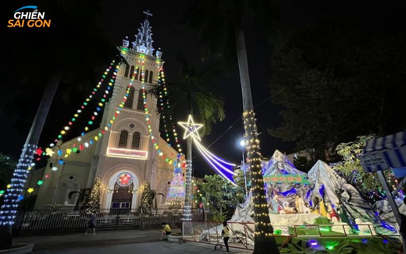Các nhà thờ Noel đẹp ở Sài Gòn - Hình 4