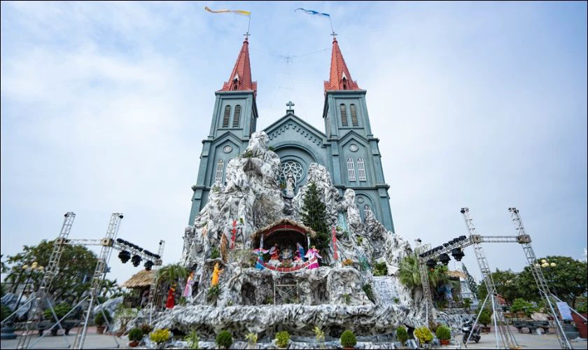 Các nhà thờ Noel đẹp ở Sài Gòn - Hình 5