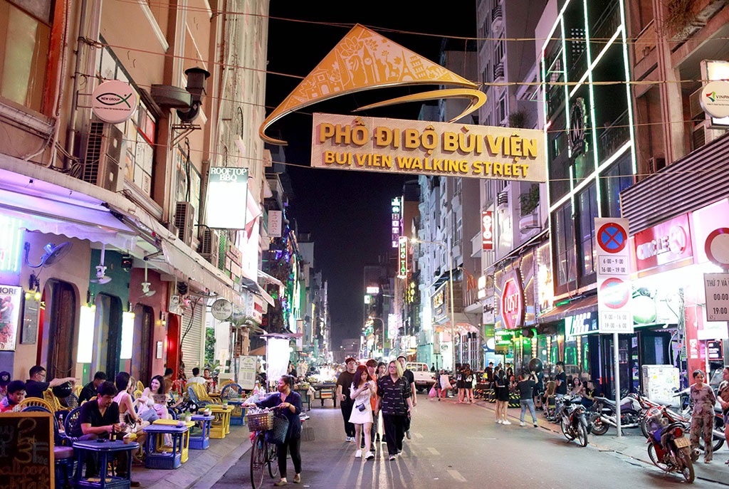 Các phố đi bộ ở TP.HCM - Hình 4