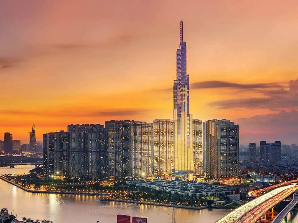 Các phố vui chơi về đêm ở Sài Gòn - Hình 5