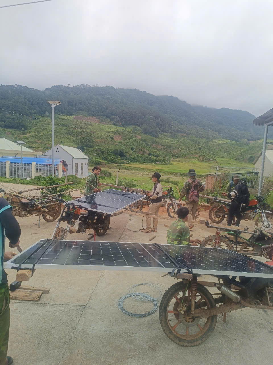 Cách xử lý khi trời tối trên núi - Hình 2