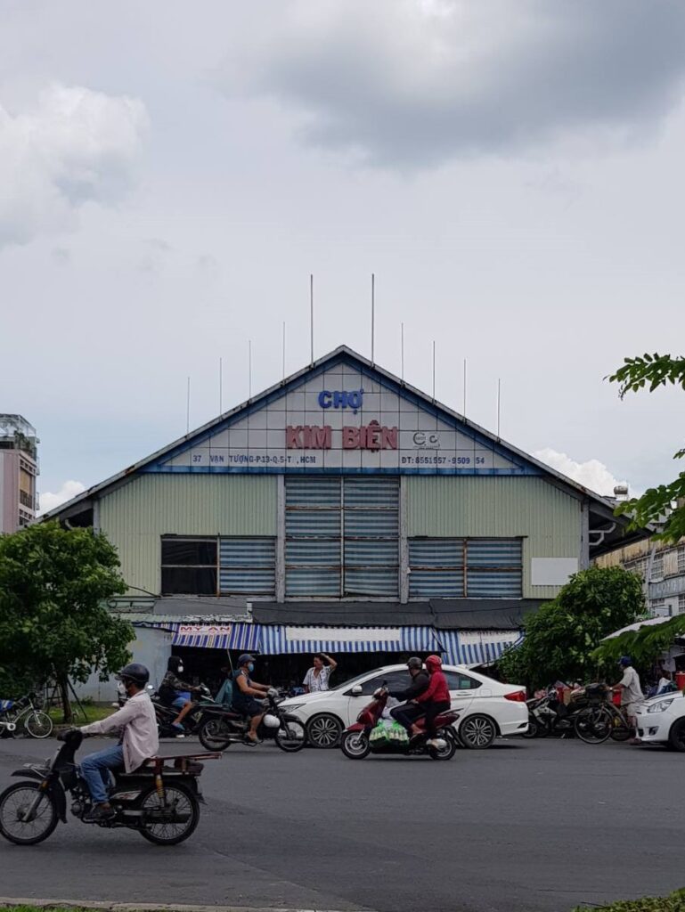 Chợ Kim Biên