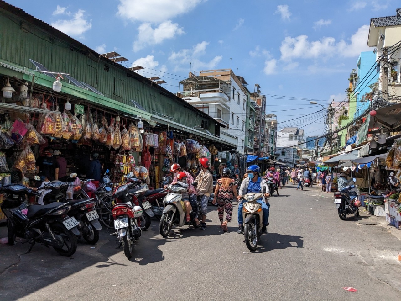 Chợ Thiếc - Hình 1