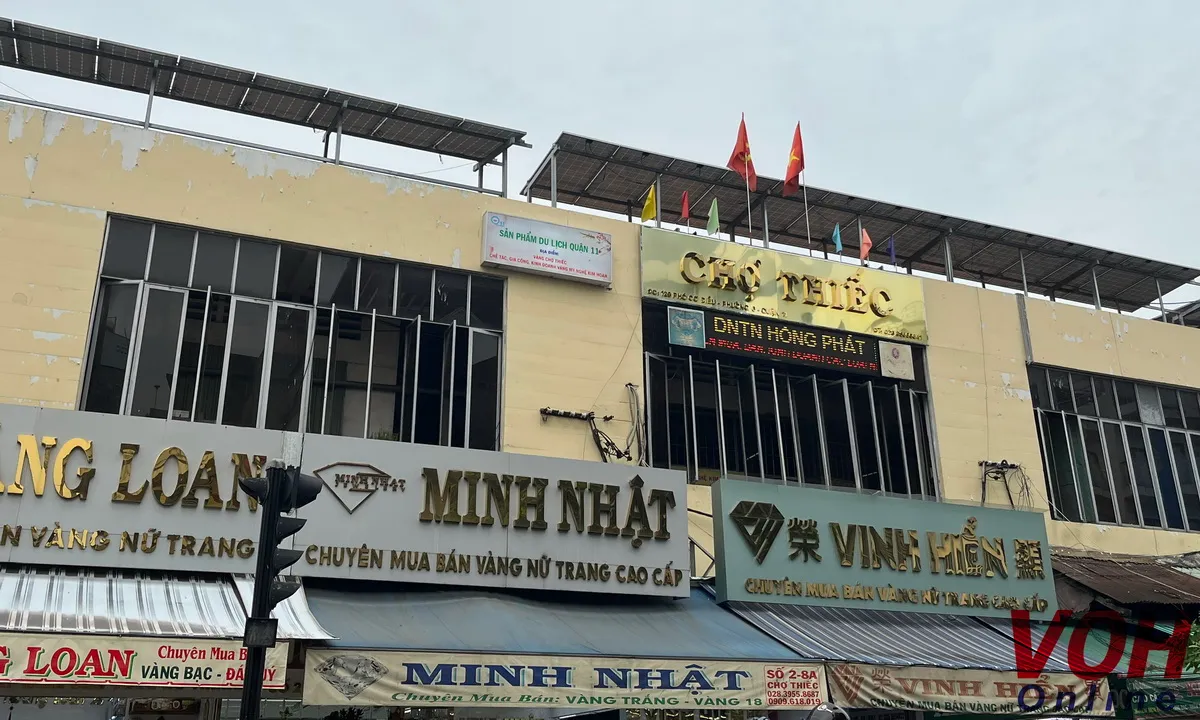 Chợ Thiếc - Hình 4