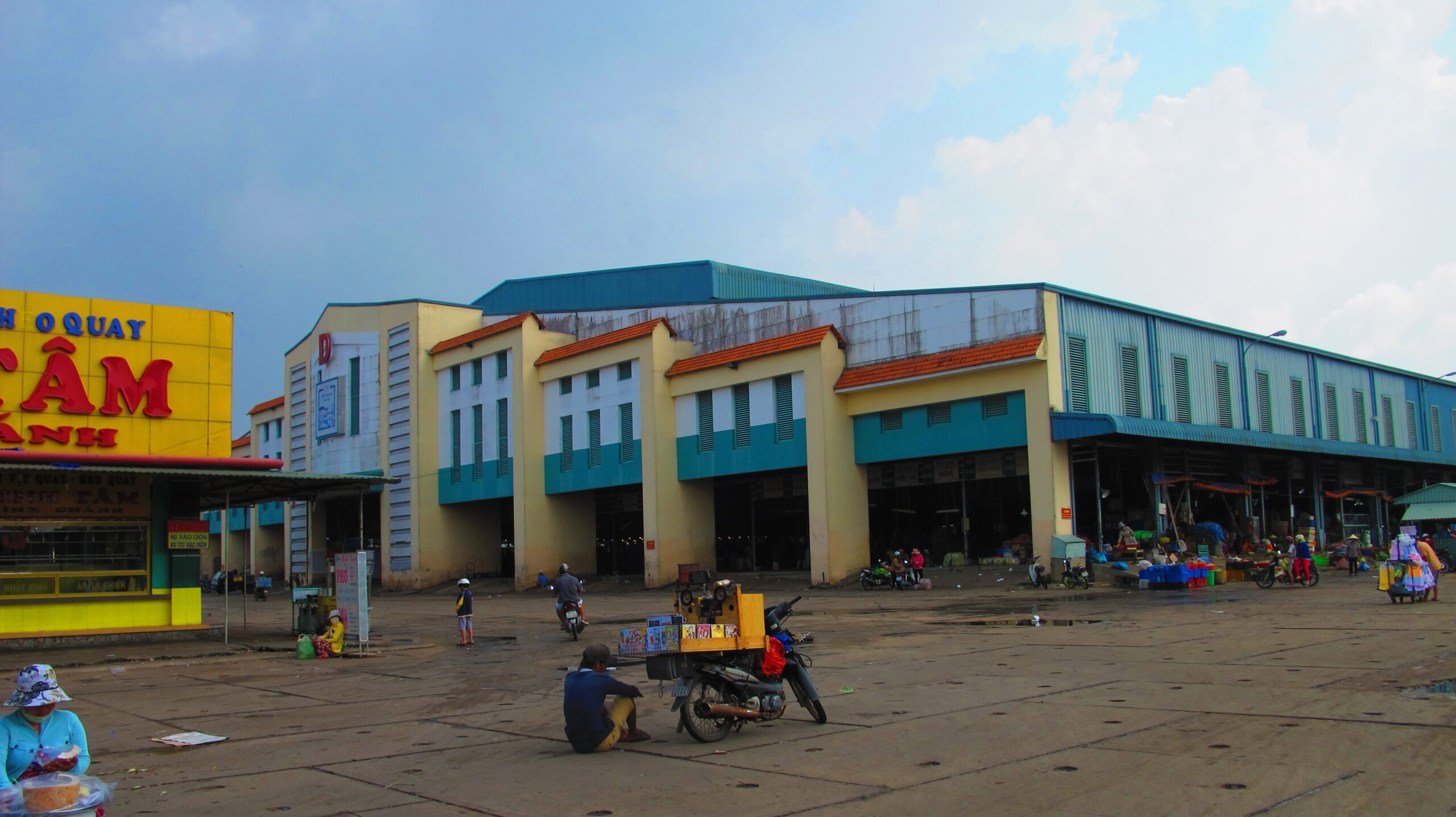 Chợ đầu mối Bình Điền - Hình 2
