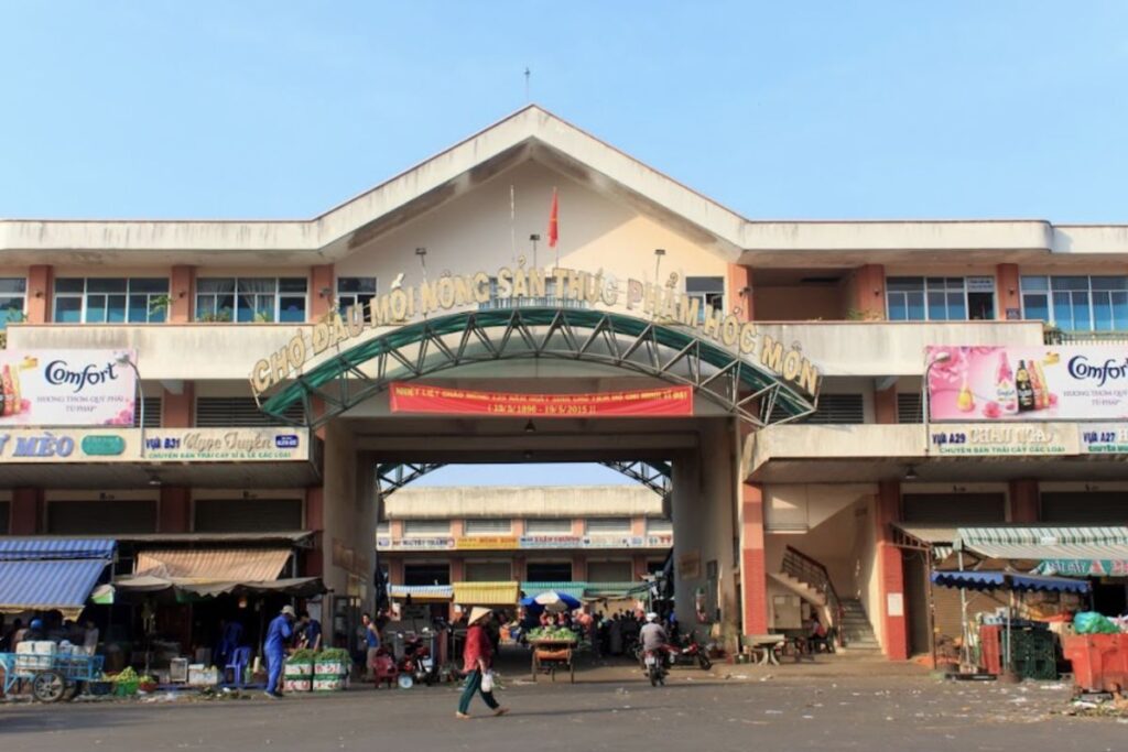 Chợ đầu mối Hóc Môn