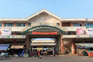Chợ đầu mối Hóc Môn