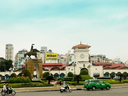Chợ lâu đời nhất TP.HCM - Hình 3