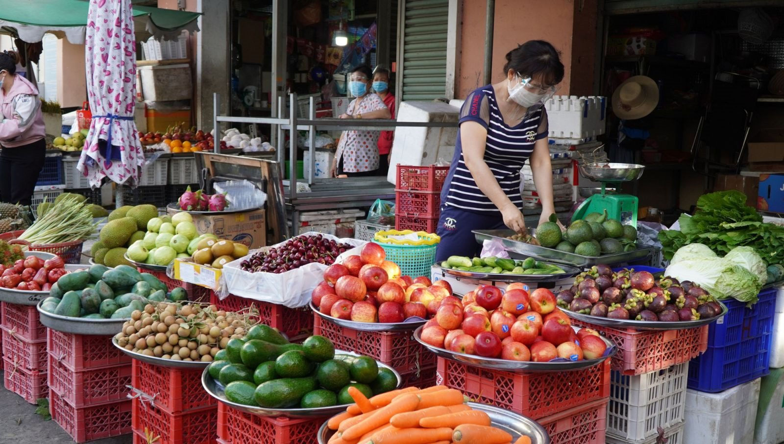 Chợ truyền thống ở TP.HCM - Hình 2