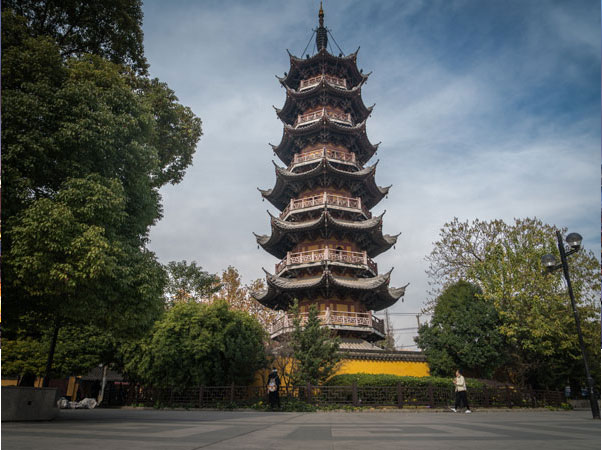 Chùa Long Hoa - Hình 4