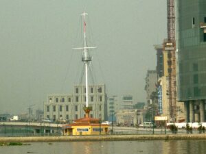 Cột cờ Thủ Ngữ