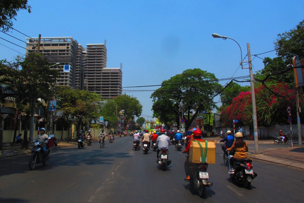 Đường Cách Mạng Tháng Tám
