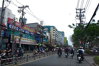 Đường Cách Mạng Tháng Tám - Hình 3