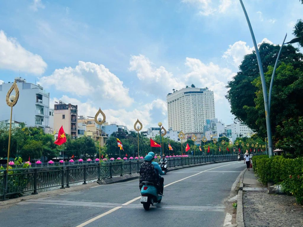 Đường Hoàng Sa