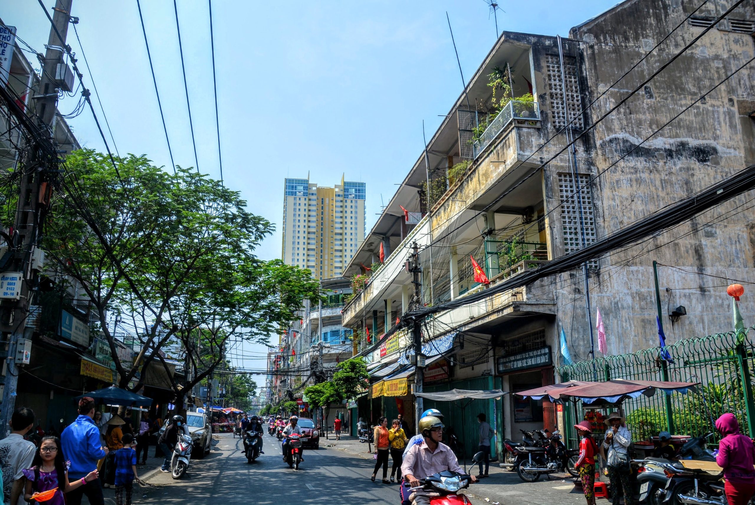 Đường Nguyễn Trãi - Hình 1