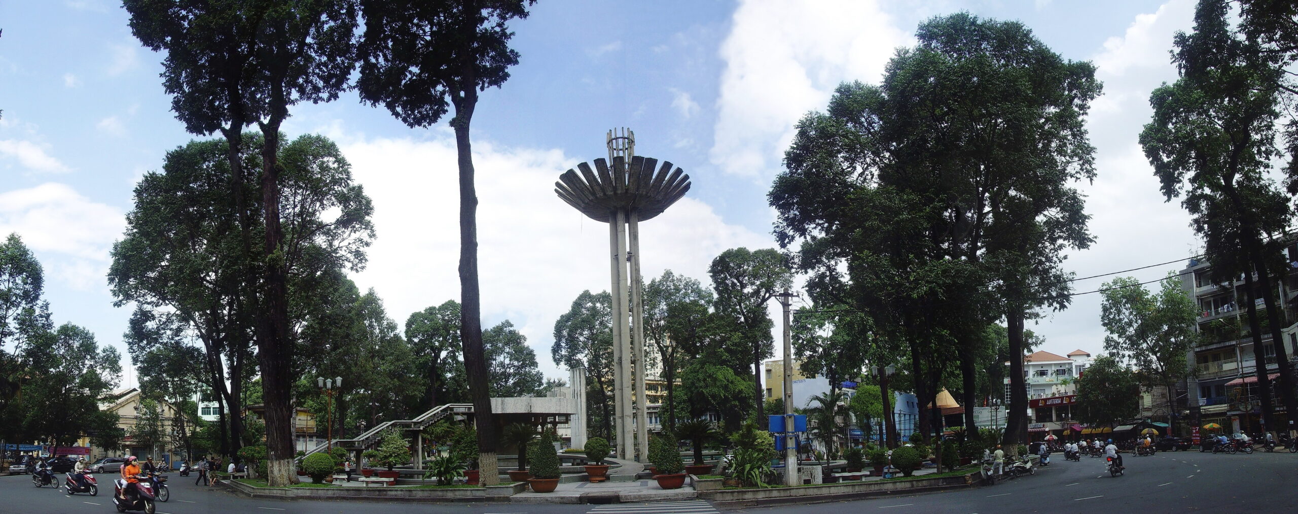 Hồ Con Rùa - Hình 4