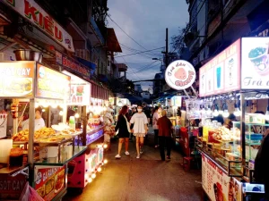 Khu phố ẩm thực Hồ Thị Kỷ