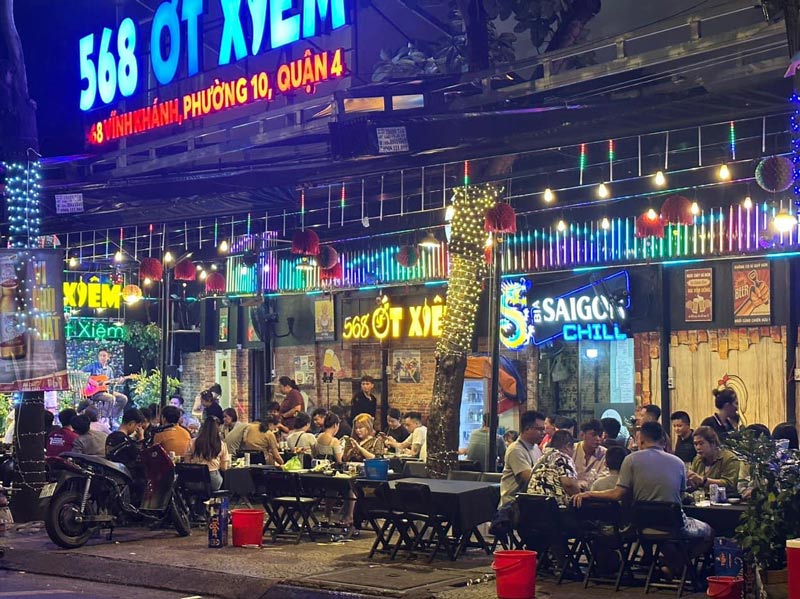 Khu phố ẩm thực Vĩnh Khánh - Hình 3